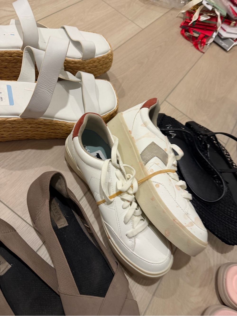 FLAWED 45 pairs Nordstrom shoe pallet! - Picture 5 of 16